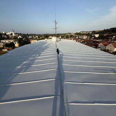 Renovace plechových střech